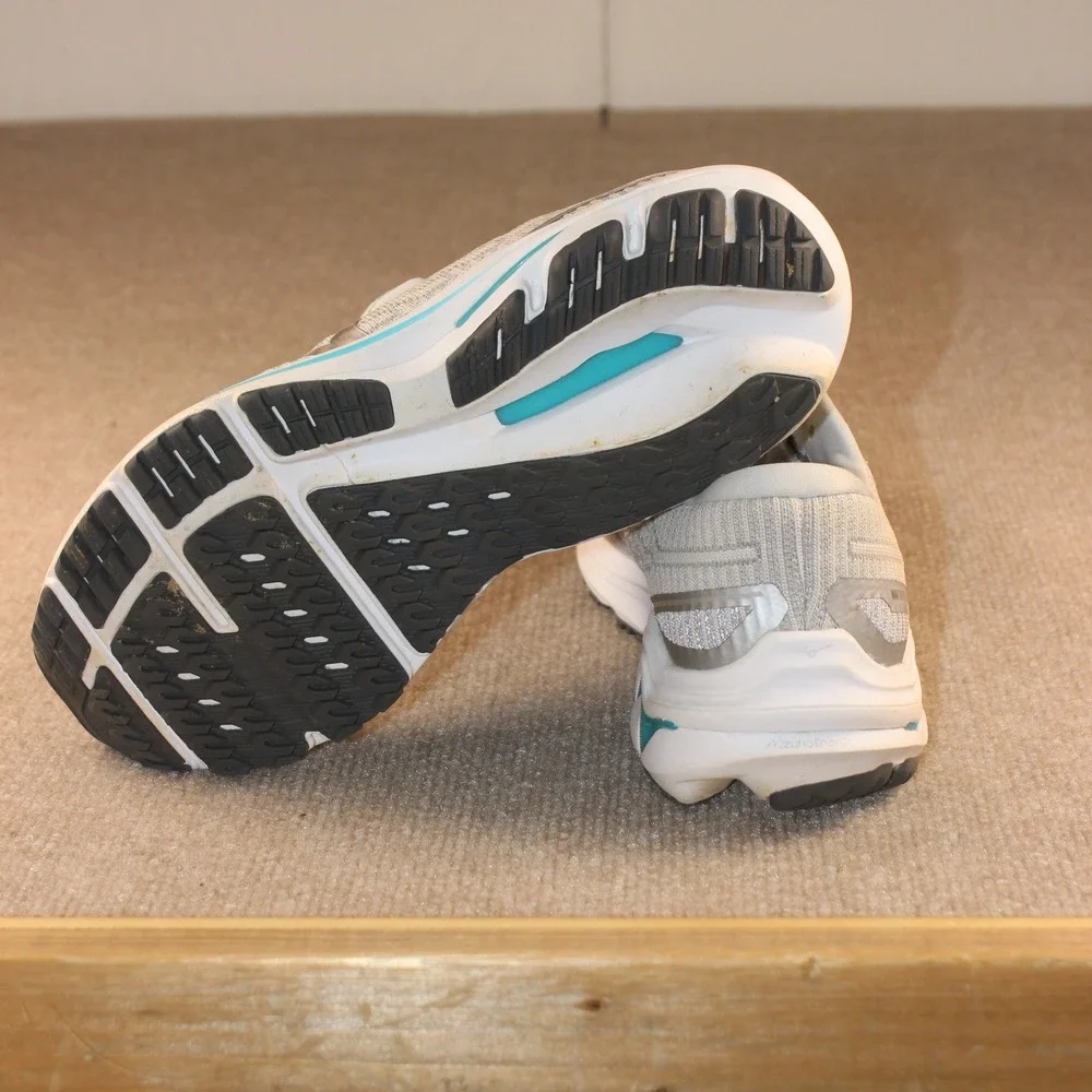 Mizuno Wave Inspire 18 Womens Running Shoes Grey Teal J1GD221304 Size 9.5